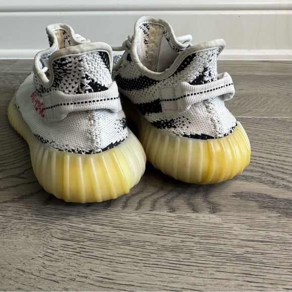 Addias Yeezy boost 350 V2 - Picture 8 of 9